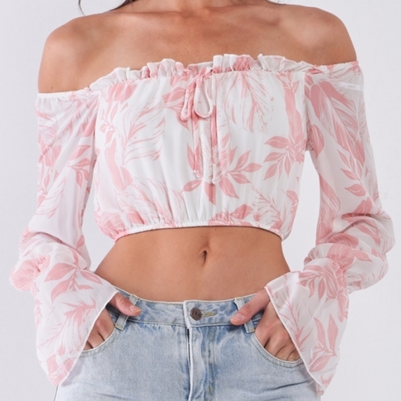 MODA ME COUTURE Tops - Floral Crop top